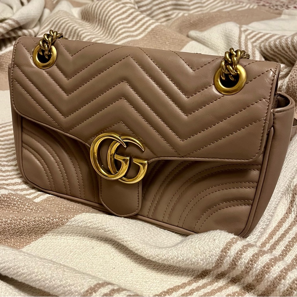 GG MARMONT SMALL SHOULDER BAG